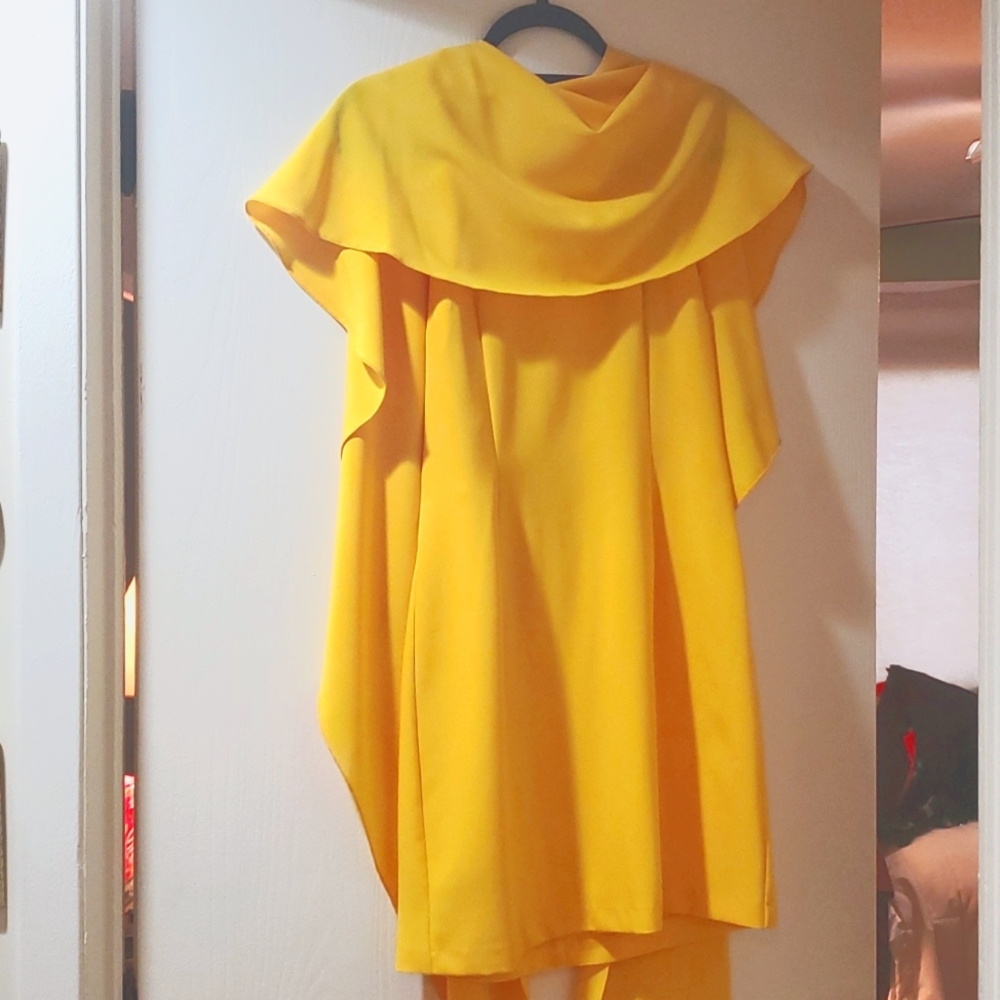 Yellow dress